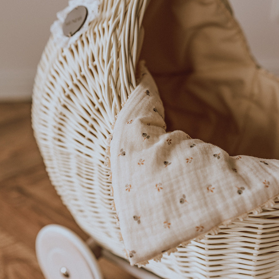 White wicker doll pram with berry bedding - LILI